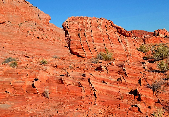 red cliffs