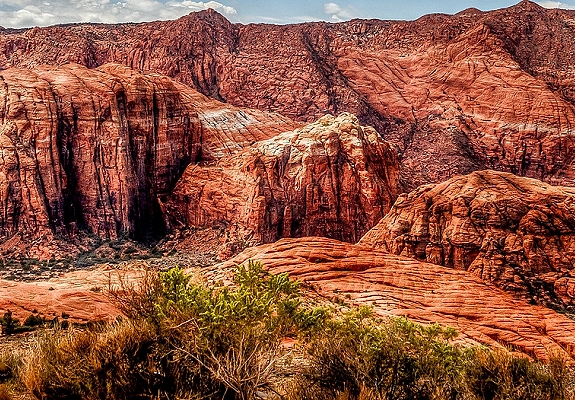 red cliffs